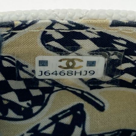  CHANEL シャネル ココマーク スモールフラップ コインケース ホワイト キャビアスキン 財布