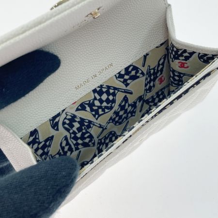  CHANEL シャネル ココマーク スモールフラップ コインケース ホワイト キャビアスキン 財布