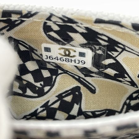  CHANEL シャネル 財布 コインケース ココマーク スモールフラップ キャビアスキン ホワイト