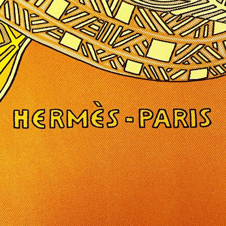 HERMES エルメス カレ90 ART des STEPPES オレンジ シルクスカーフ マルチカラー シルク 100％｜中古｜なんでもリサイクルビッグバン