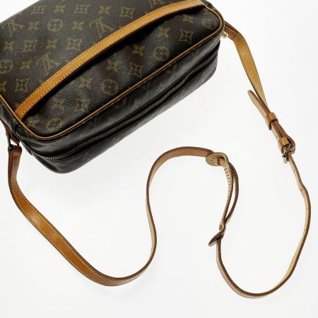  LOUIS VUITTON ルイヴィトン トロカデロ30 M51272 モノグラム ショルダーバッグ レディース ゴールド金具 ヴィンテージ