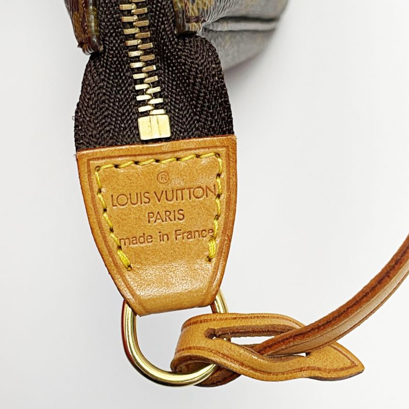 中古】 LOUIS VUITTON ルイヴィトン モノグラム ポシェット・アクセ