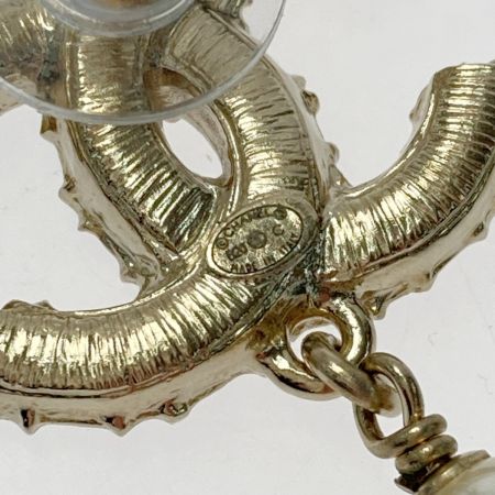  CHANEL シャネル ココマーク フェイクパール ピアス B20C ゴールド