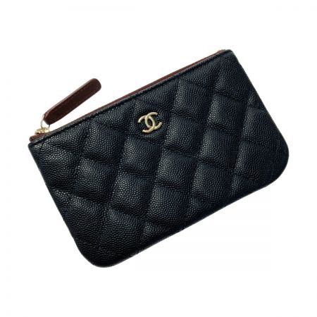  CHANEL シャネル マトラッセ クラシック ミニポーチ A82365 ブラック キャビアスキン 箱・ギャランティカード有