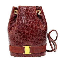 ☆☆ Salvatore Ferragamo サルヴァトーレフェラガモ ヴァラ AQ-215676 ボルドー 巾着 リュック レザー レディース 布袋有 Bランク