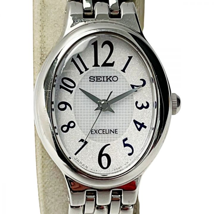 【中古】 SEIKO セイコー エクセリーヌ V117-0BW0 ホワイト×シルバー ソーラー充電 ステンレススチール レディース 腕時計 やや傷や汚れあり