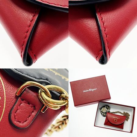  Salvatore Ferragamo サルヴァトーレフェラガモ ガンチーニ レッド系 レター型 バッグチャーム レザー ゴールド金具 箱有