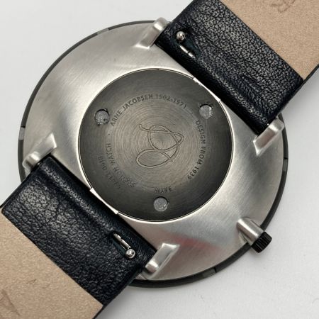  ARNE JACOBSEN ステーション 1902-1971 ホワイト クォーツ レディース 腕時計