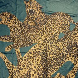 ☆☆ Yves Saint Laurent イブサンローラン レオパード柄 ウール60％/シルク40 ％ ダークグリーン 大判スカーフ Cランク