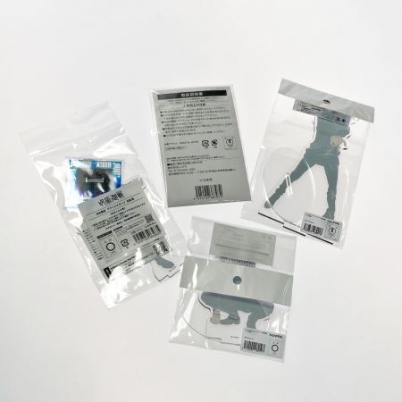   呪術廻戦 五条悟グッズセット アクリルスタンド 缶バッジ