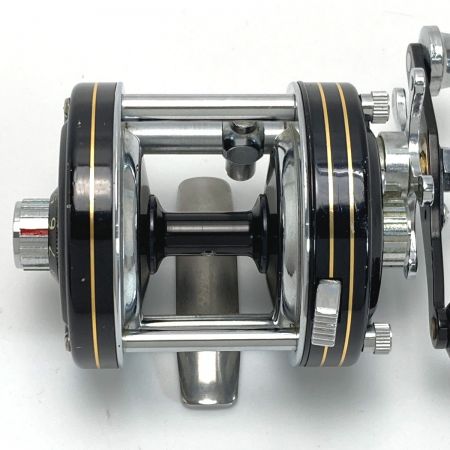  DAIWA ダイワ ミリオネア 5000 両軸リール