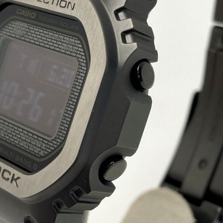  CASIO カシオ G-SHOCK フルメタル マルチフィニッシュドブラック GMW-B5000MB-1JF 電波ソーラー メンズ 腕時計