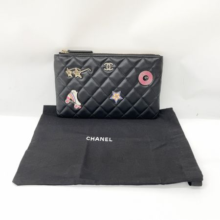  CHANEL シャネル マトラッセ ココマーク フラットポーチ ラムスキン AP1071 ブラック