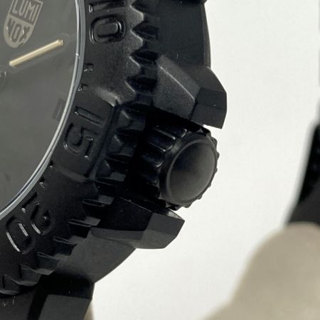  LUMINOX ルミノックス ネイビーシールズ カラーマーク 3050シリーズ 3050 ブラック クォーツ メンズ 腕時計 ケース有