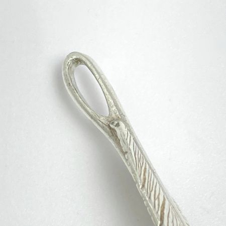  TADY & KING フェザー ペンダントトップ 剣先K18 SV925 羽根 先金