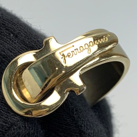  Salvatore Ferragamo サルヴァトーレフェラガモ ガンチーニモチーフ ゴールド スカーフリング