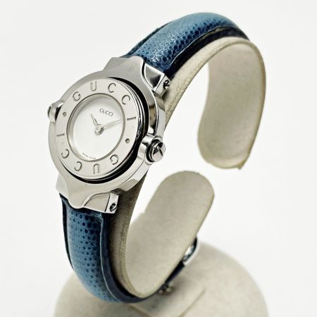  GUCCI グッチ バングルウォッチ GQ6600 シルバー系 クォーツ レザー ターンフェイス レディース 腕時計
