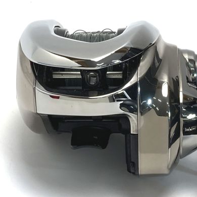 ヨッシー　　 21アンタレスDC HG LEFT 美品 SHIMANO シマノ 21 アンタレス DC HG LEFT 04263 ベイトリール