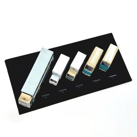   ヤマト運輸 クロネコ ミニカー・ディスプレイケース