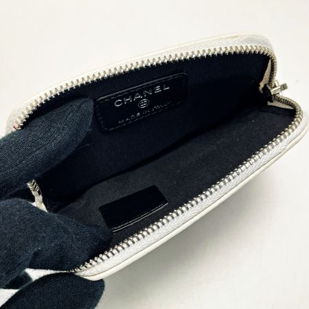  CHANEL シャネル マトラッセ AP2086 ホワイト ジップコインパース ラムスキン レディース シルバー金具 ギャランティカード有
