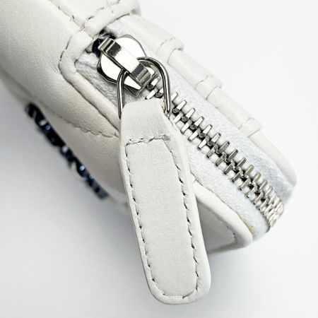  CHANEL シャネル マトラッセ AP2086 ホワイト ジップコインパース ラムスキン レディース シルバー金具 ギャランティカード有