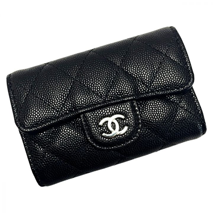 CHANEL シャネル マトラッセ ブラック キーケース 4連 キャビアスキン レディース ゴールド金具  ギャランティカード有｜中古｜なんでもリサイクルビッグバン