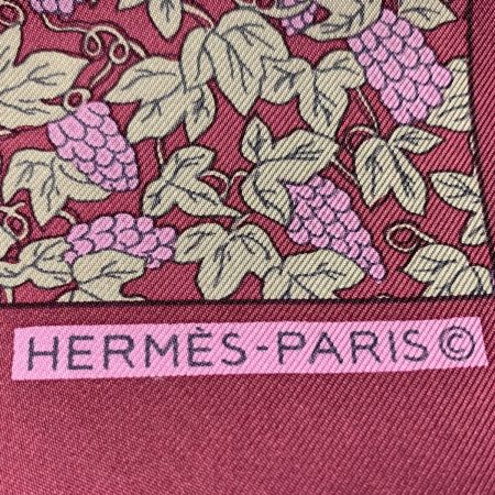  HERMES エルメス 葡萄柄 シルク100％ パープル ハンカチ レディース