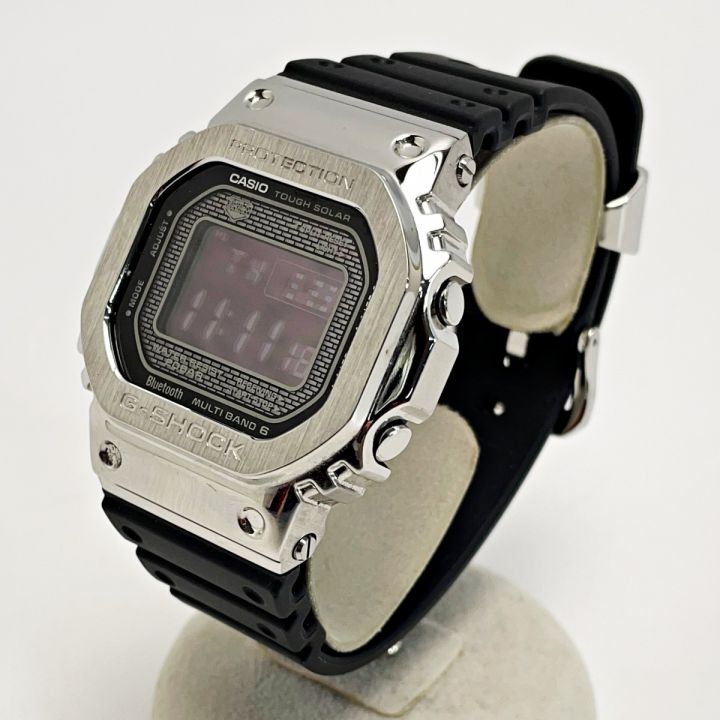 CASIO カシオ G-SHOCK GMW-B5000-1JF シルバー×ブラック 電波ソーラー デジタル フルメタル メンズ  腕時計｜中古｜なんでもリサイクルビッグバン