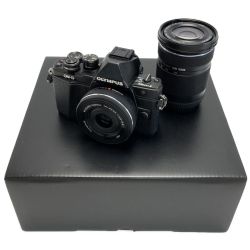 ☆☆ OLYMPUS オリンパス OM-D E-M10 Mark II EZ ダブルズームキット ミラーレス一眼 箱付き Bランク
