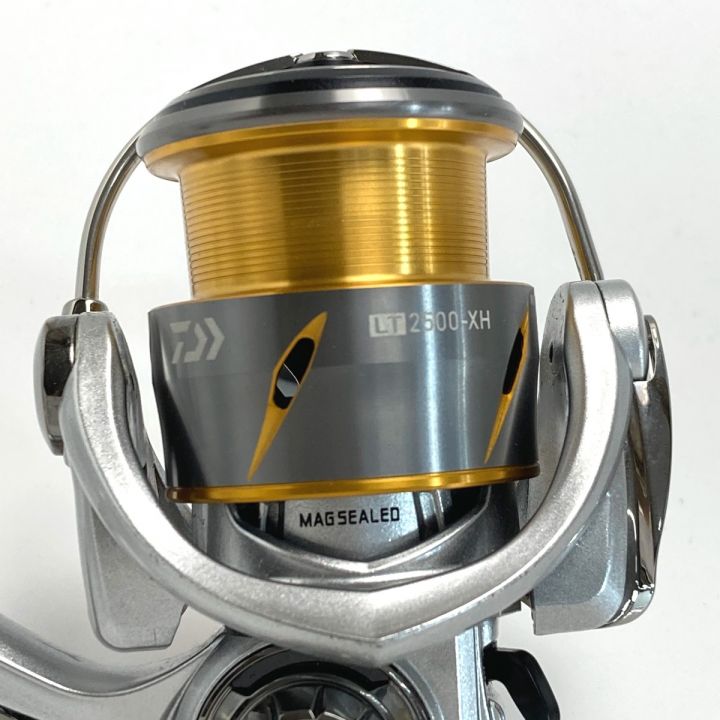 DAIWA ダイワ 21 フリームス FREAMS LT 2500-XH 00060266 スピニングリール 箱付き｜中古｜なんでもリサイクルビッグバン