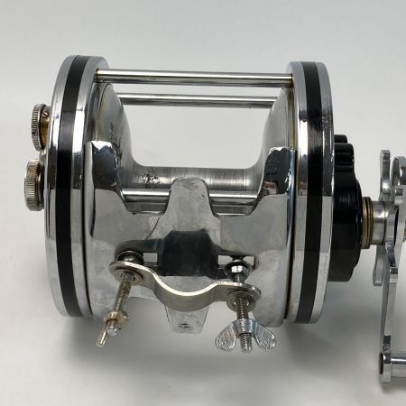  DAIWA ダイワ シーライン 900 両軸リール