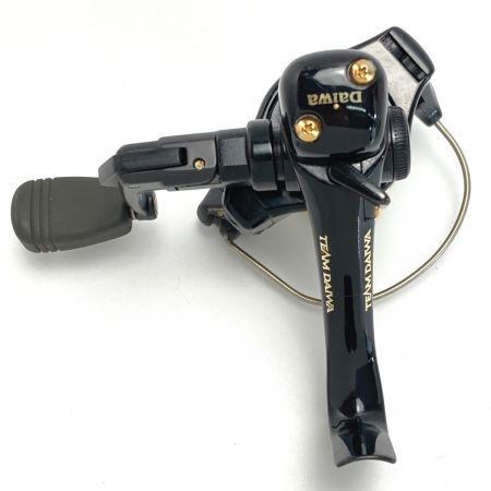  DAIWA ダイワ チ－ムダイワ TEAM DAIWA X1500i スピニングリール 替えスプール2個付き