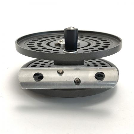  ORVIS C.F.O.IV フライリール リールポーチ付き