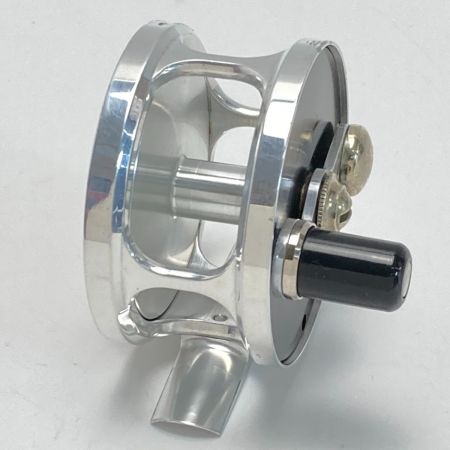  KIRAKU キラク Halcyone Baby Trout フライリール ネジ2個欠品有り
