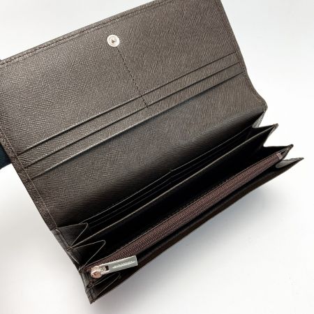  BURBERRY バーバリー チェック 型押し ２つ折り財布 ブラウン エンボス レザー 長財布