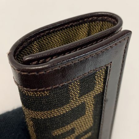  FENDI フェンディ ズッカ 2289-10162-099 ダークブラウン 四連キーケース メンズ レディース