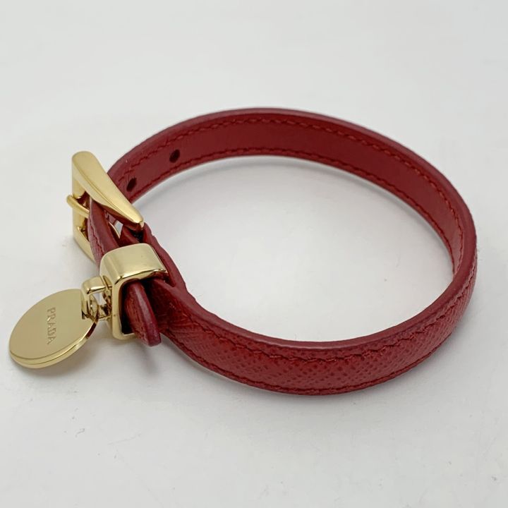 プラダ PRADA エナメル レザー ブレスレット ローズチャームフラワーレッド プラダ PRADA ブレスレット レザー - レッド ベルトブレスレット