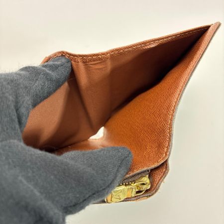 LOUIS VUITTON ルイヴィトン モノグラム コンパクトジップ M61667 ブラウン 2つ折り財布
