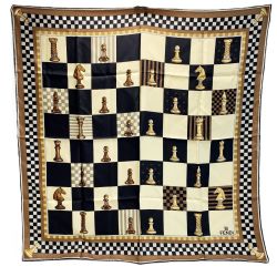 ☆☆ FENDI フェンディ スカーフ チェス ブラウン シルク100% Bランク