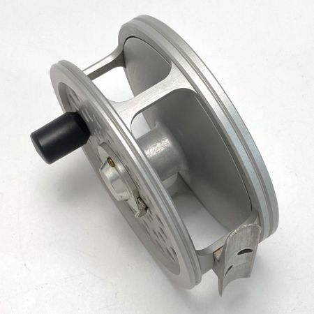  Sharpe's of Aberdeen Menteith フライリール