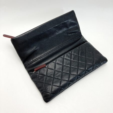  CHANEL シャネル ココマーク マトラッセ 2つ折り クラッチバッグ A69391 ブラック キャビアスキン 箱・布袋有