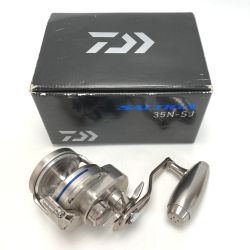 ☆☆ DAIWA ダイワ 15 ソルティガ 35N-SJ 00607271 ベイトリール 箱付き Bランク