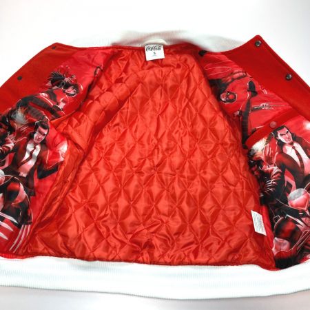  Coca-Cola コカコーラ スタジアムジャケット MARVELコラボ限定  レッドx ホワイト サイズ S