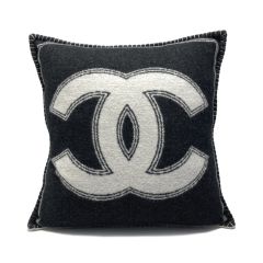  CHANEL シャネル ココマーク ダブルフェイス クッション ブラック×ホワイト ウール/カシミヤ Bランク