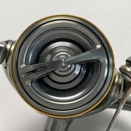  SHIMANO シマノ 18 ステラ C3000XG 03805 カスタムハンドルノブ スピニングリール 箱付き