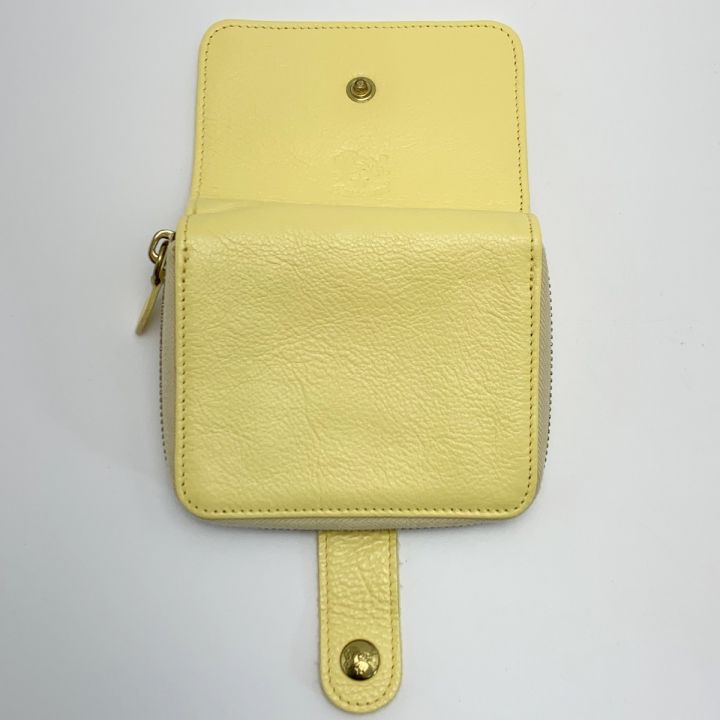 未使用　IL BISONTEイルビゾンテ レザー二つ折り財布 イエロー IL BISONTE イルビゾンテ ラウンドファスナー レザー 54222-3-05140