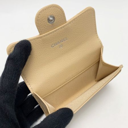  CHANEL シャネル カードケース ココマーク キャビアスキン ベージュ シルバー金具 レディース