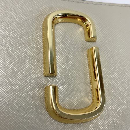  MARC JACOBS マークジェイコブス M0014280 ダブルＪ グレージュ×アイボリー ラウンドファスナー 長財布