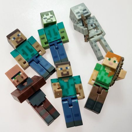  LEGO Minecraft マインクラフト フィギュアセット