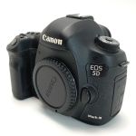 ☆☆ CANON キャノン デジタル一眼レフカメラ EOS 5D Mark III ボディ 取説・充電器付き Bランク